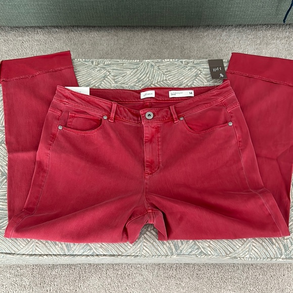 J.Jill Denim Authentic Fit Cropped jeans light Cherry red NWT Size 14 - Picture 3 of 8